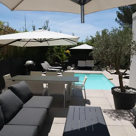 Avec Piscine Privative Willa