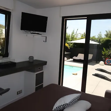 Avec Piscine Privative